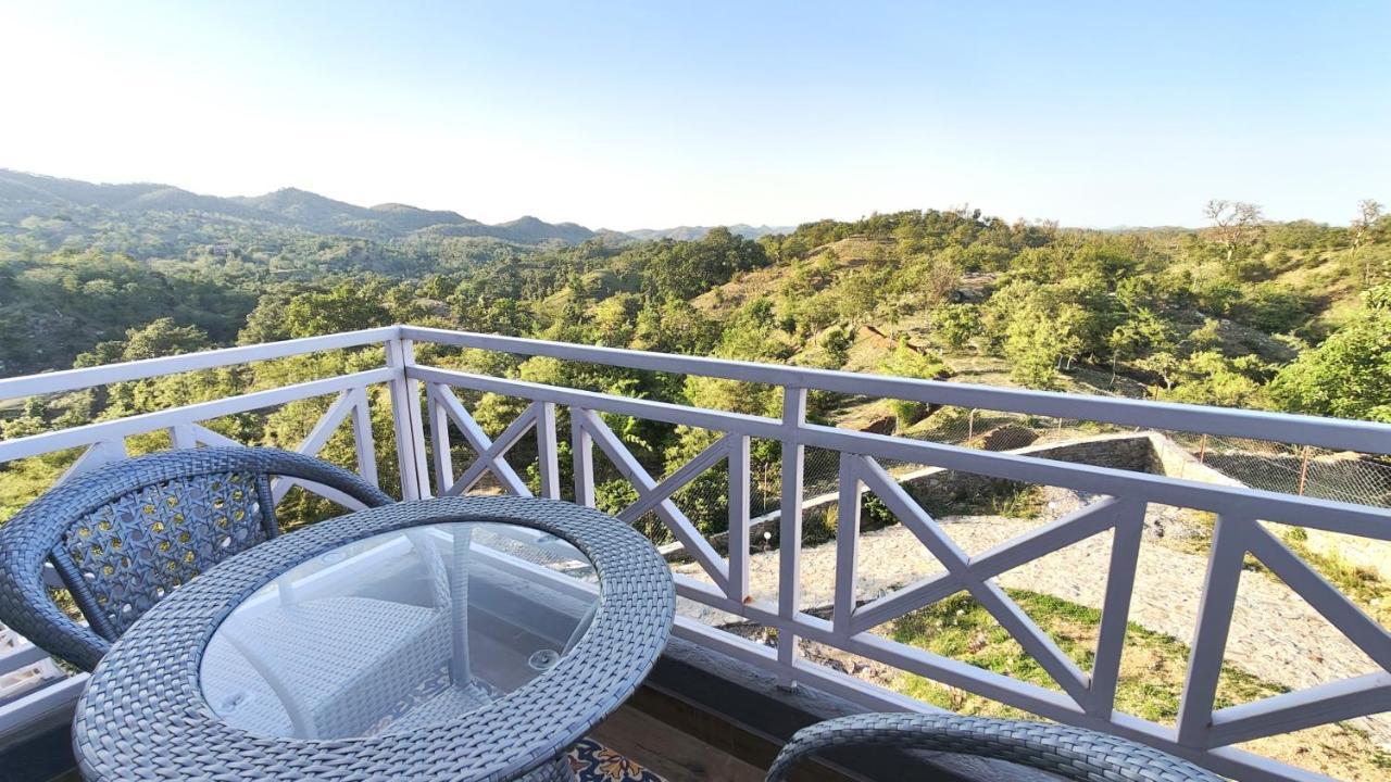 The Sky Imperial Pavoreal Jungle Resort Kumbhalgarh Dış mekan fotoğraf