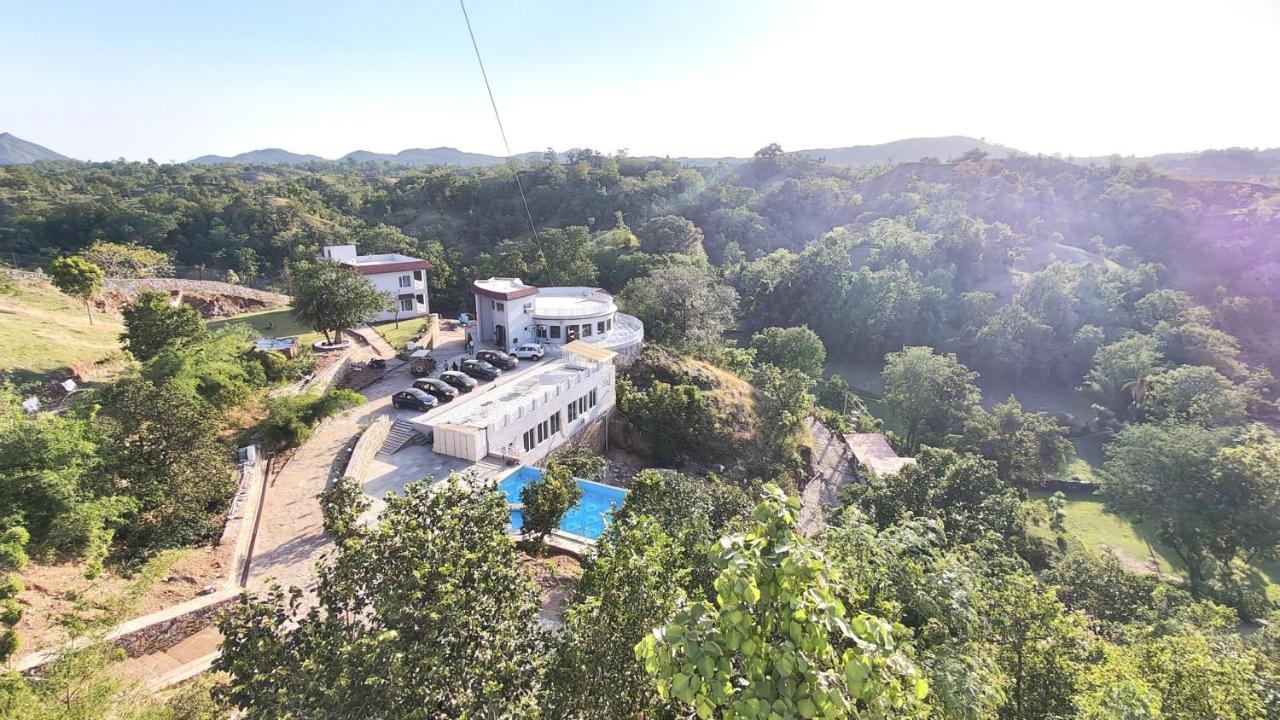 The Sky Imperial Pavoreal Jungle Resort Kumbhalgarh Dış mekan fotoğraf