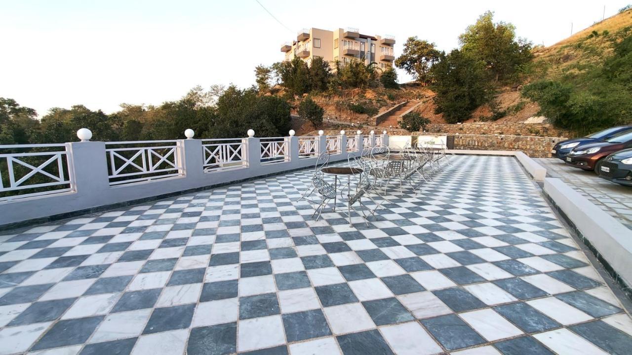 The Sky Imperial Pavoreal Jungle Resort Kumbhalgarh Dış mekan fotoğraf