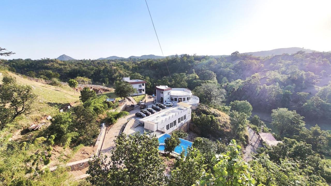 The Sky Imperial Pavoreal Jungle Resort Kumbhalgarh Dış mekan fotoğraf