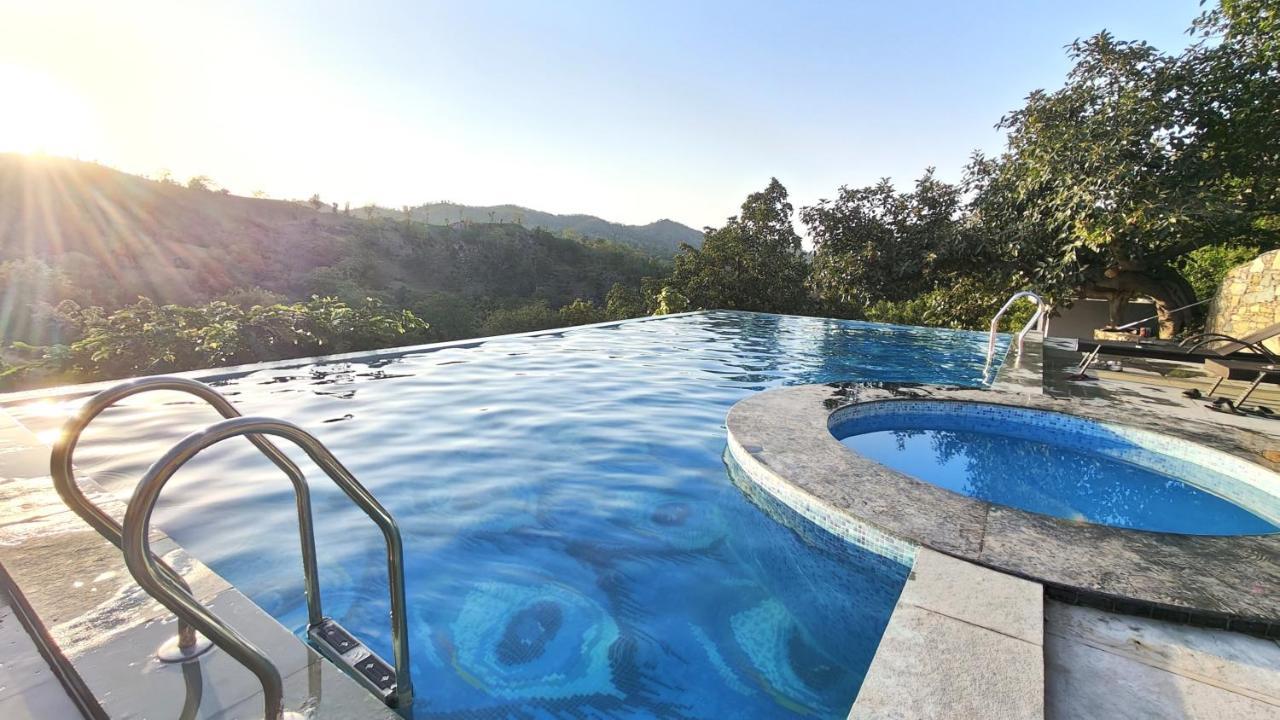 The Sky Imperial Pavoreal Jungle Resort Kumbhalgarh Dış mekan fotoğraf