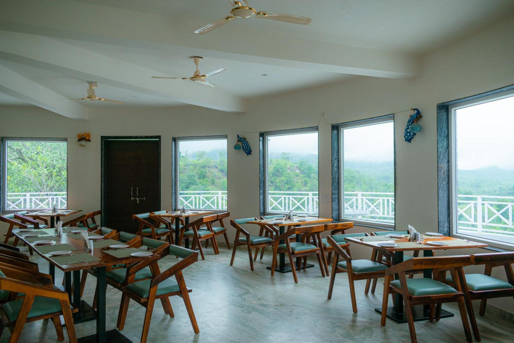 The Sky Imperial Pavoreal Jungle Resort Kumbhalgarh Dış mekan fotoğraf
